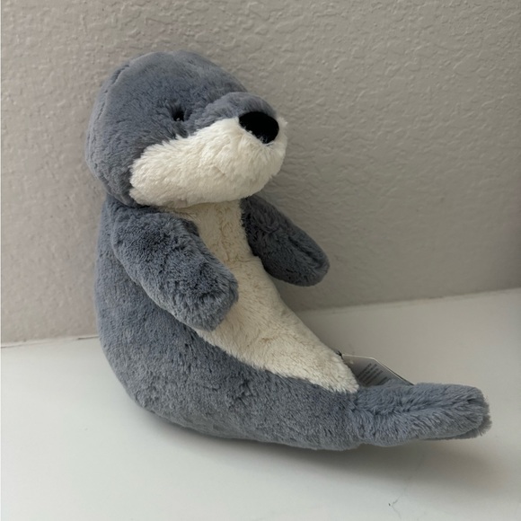 AUTHENTIC NWT Jellycat Medium Bashful Seal retired Rare LAST ONE